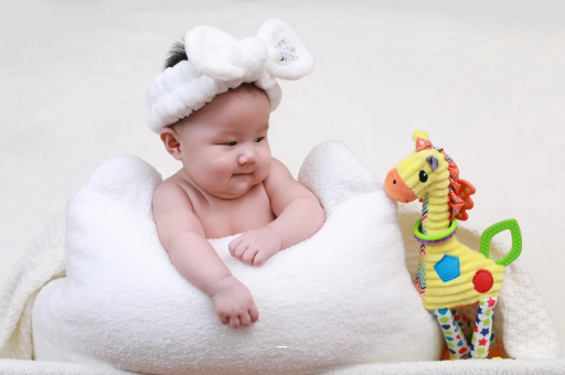 来宾6个月宝宝喝多少水 来宾6个月宝宝喝多少水